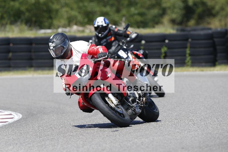 /Archiv-2025/48 25.08.2025 Cornu Master School ADR/blau-bleu/107